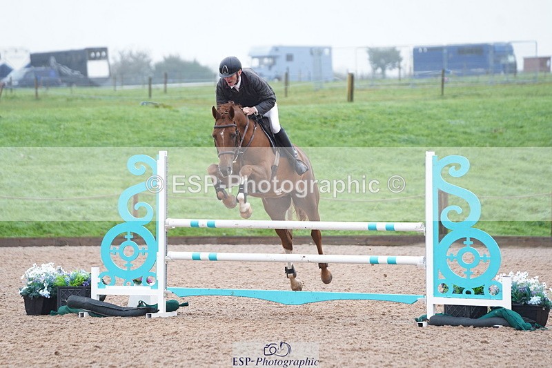 241006A-123834-06821 - Cls 20 Snr Newc & 1.10 Open