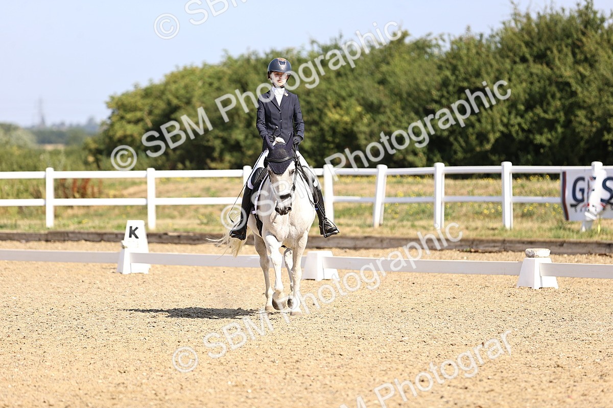 SBM_009218 - Novice 5 - 9.50-10.53