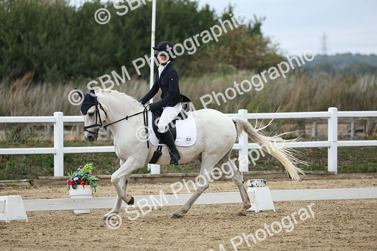 SBM_004257 - Class 8 - Novice 3 Champs