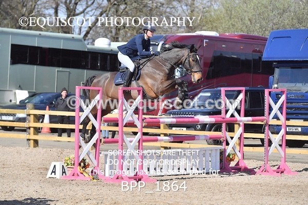 BPP_1864 - CLASS 19 SUN Senior Foxhunter/ 1.20m Open