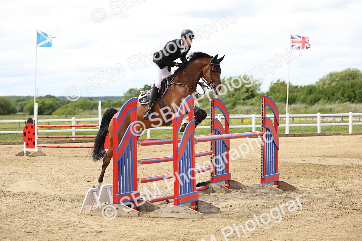SBM_001273 - Class 5 - Senior Foxhunter - 1.20m