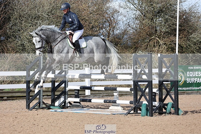 240223A-115638-01011 - Cls 4 Snr 1.05m Open