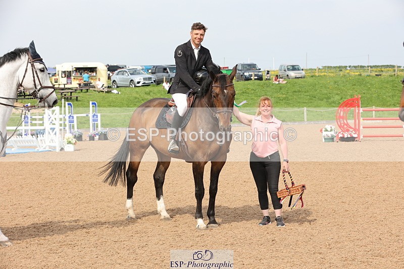 240511A-160940-14932 - Cls 36 National 1.30m Open