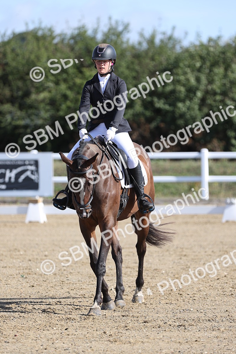 SBM_001131 - Class 2 - Intro 4 Champs - 9.44-10.38