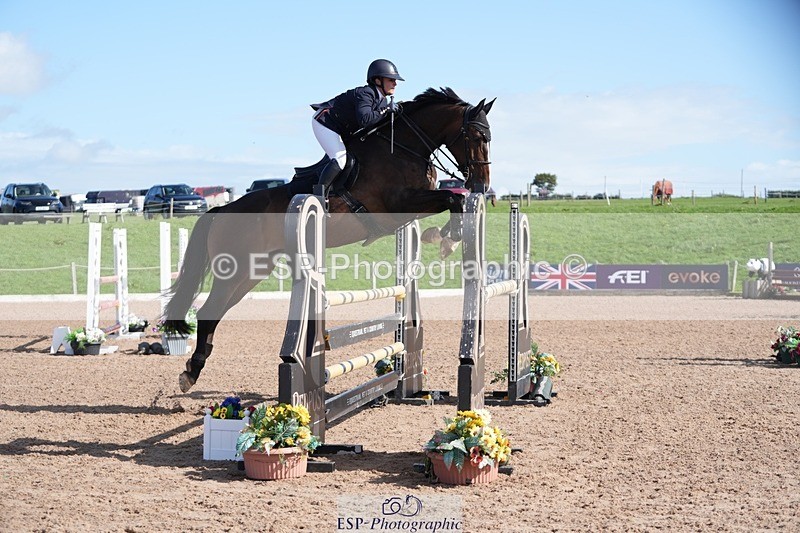 250913-110907-06334 - Cls 14 Snr Newcomers