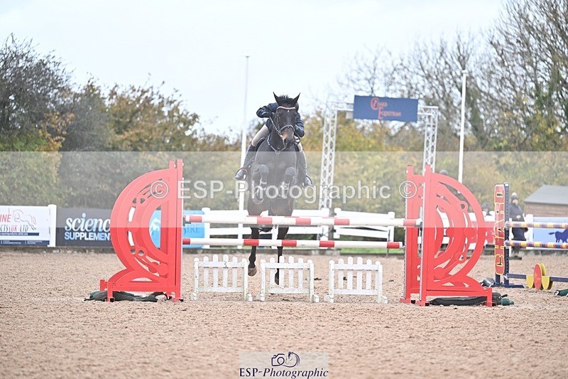 251029-122039-00462 - Newcomers and 1.10m