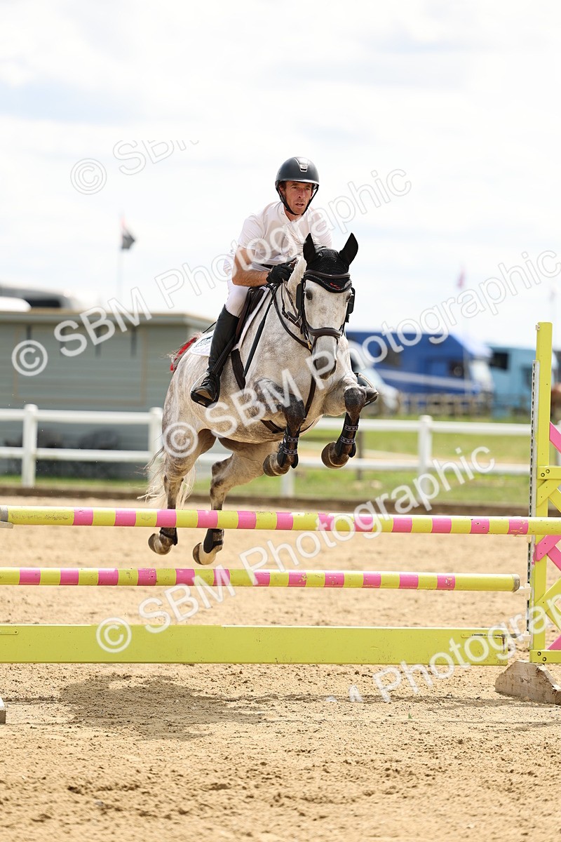 SBM_005367 - Class 18 - Senior 1.05m Open