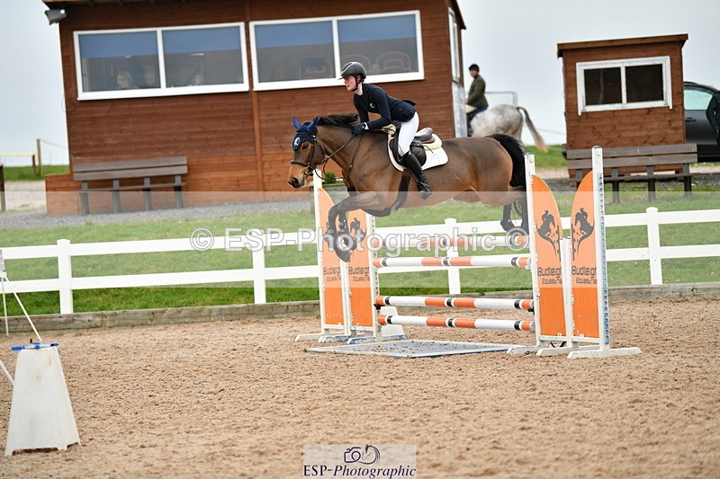 240112A-123710-00774 - Cls 5 Newcomers and 1.10m Open