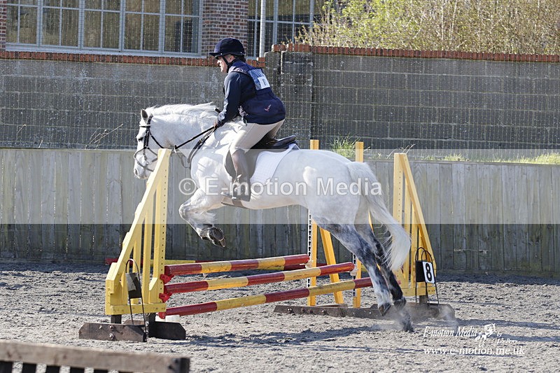 _EST0143 - Bourne Valley Riding Club Winter Showjumping 27/03/22