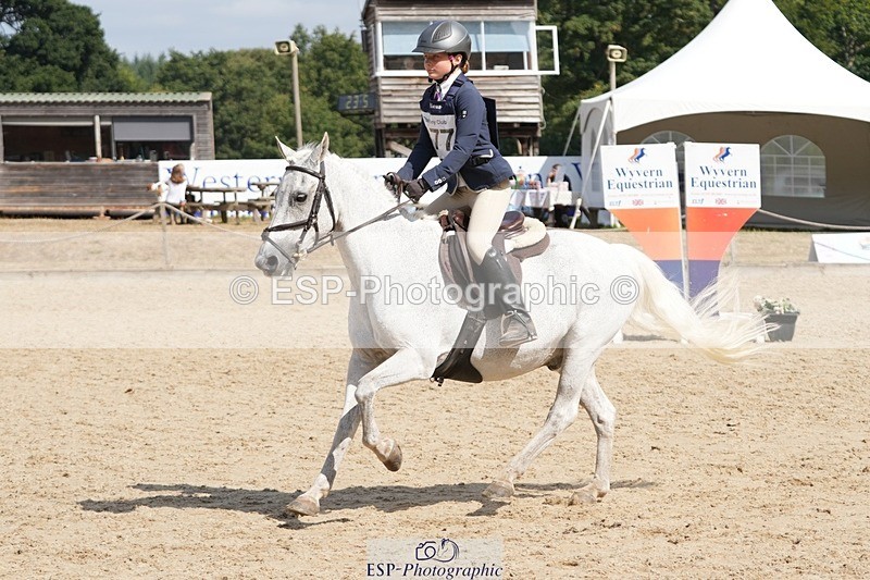 250821A-112106-15086 - WC Round 2 11.00 to 12.00