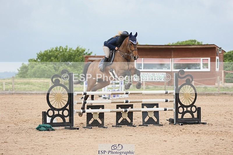 250524-101827-04146 - Cls 13  A&B 1.05m & 1.10m open