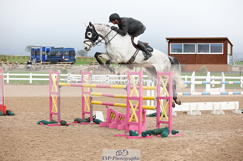 240223A-151342-02200 - Cls 6 Foxhunter and 1.20m Open