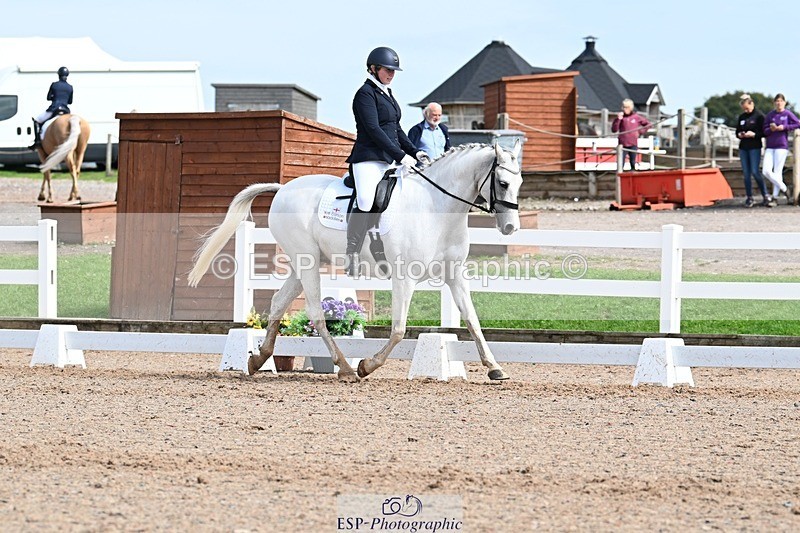 250907-132634-10136 - 065-Jessica.PerrySilver.Secret