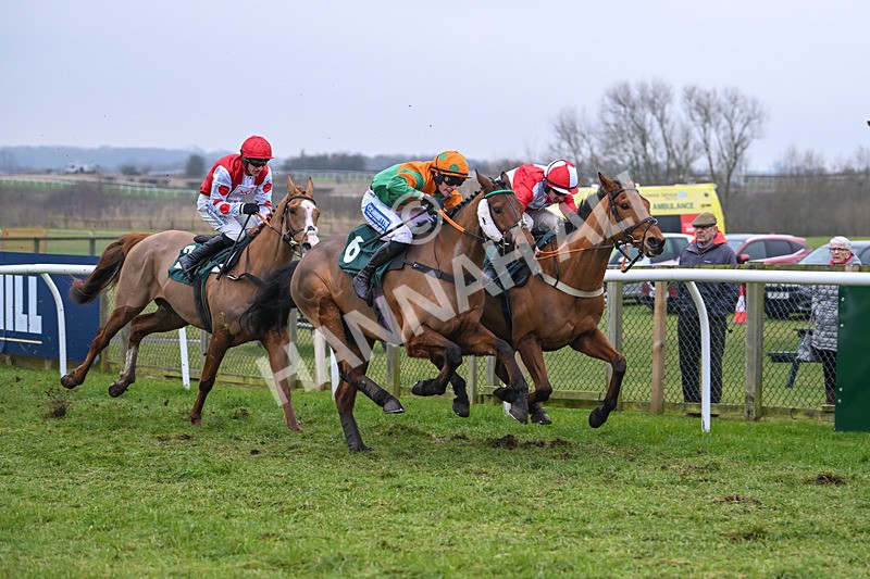 310125-Race 2-Valence dAumont-5306 - Race 2