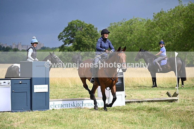 WJ6_2630 - Time at Jump 11:06 to 11:40