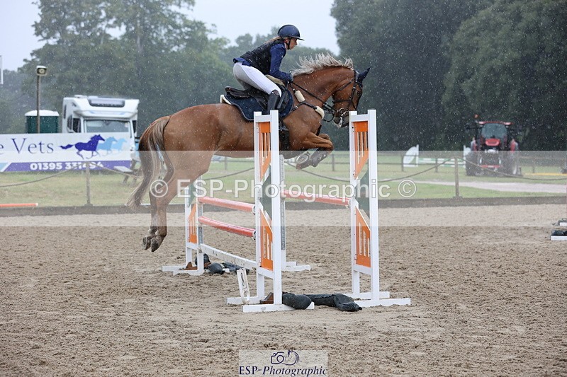 250831A-121851-10162 - Cls 42 Snr 1m Grand Prix