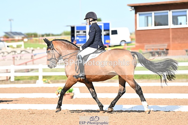 240816A-163255-06191 - 197-Karen.Martin-Furzeylodge.Weatherwax