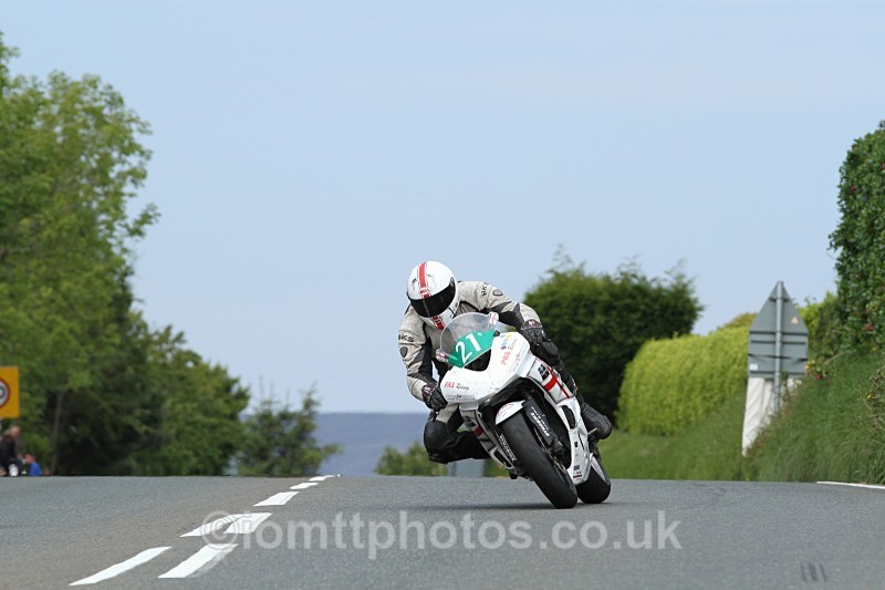 Adrian Harrison - Bennetts.co.uk Lightweight TT
