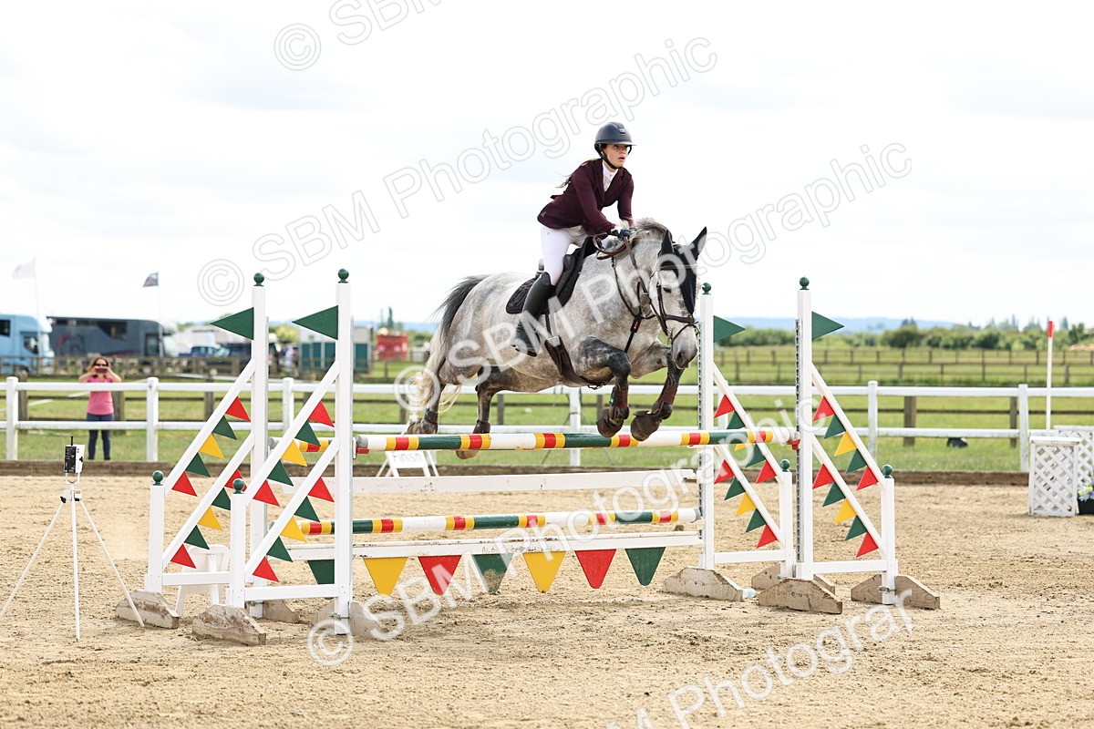 SBM_006005 - Class 19 - Senior Newcomers - 1.10m