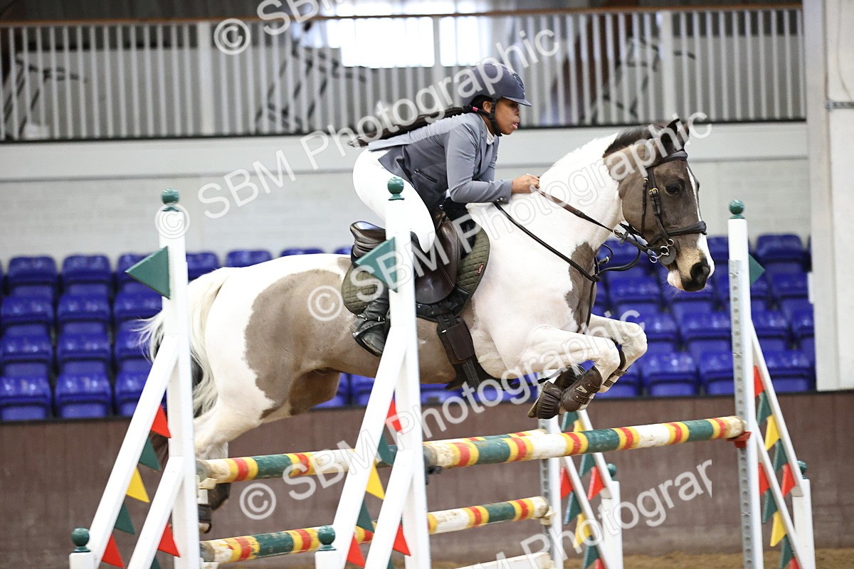 SBM_001884 - Class 12 - Pony Foxhunter - 1.10m