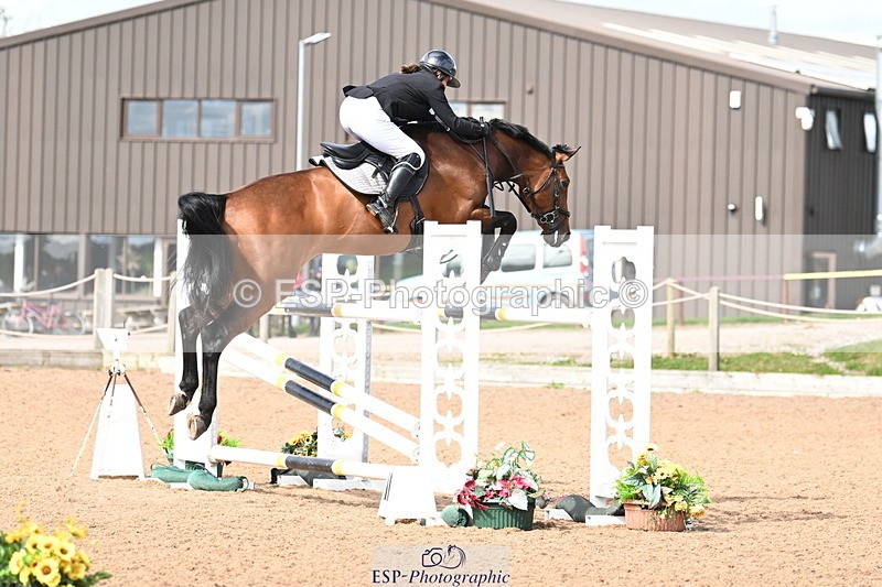 240912A-141447-02142 - Cls 5 National 1.30m Open