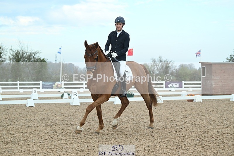 250403-084739-00390 - 034-Alejandro.Farina-Davian.Hit