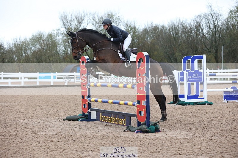 231112A-140044-04777 - Cls 20 Newcomers & 1.10m Open