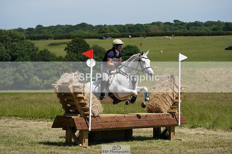 240629X-144232-3605 - 222-Kate_Jupp-CARROWNURLAUR_PRIDE