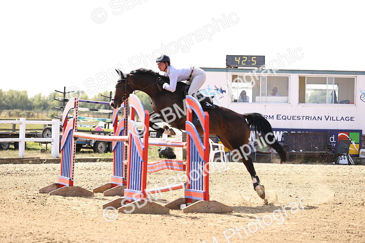 SBM_006802 - Class 13 - Senior Newcomers - 1.10m