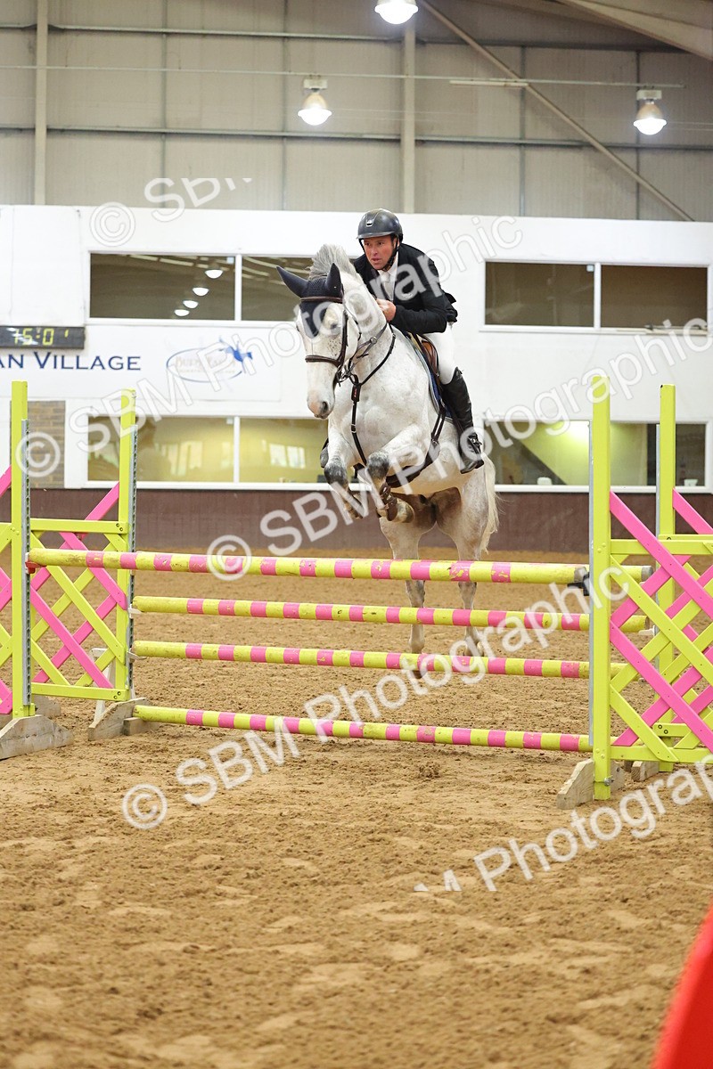 SBM_001116 - Class 4 - Senior Newcomer - 1.10m