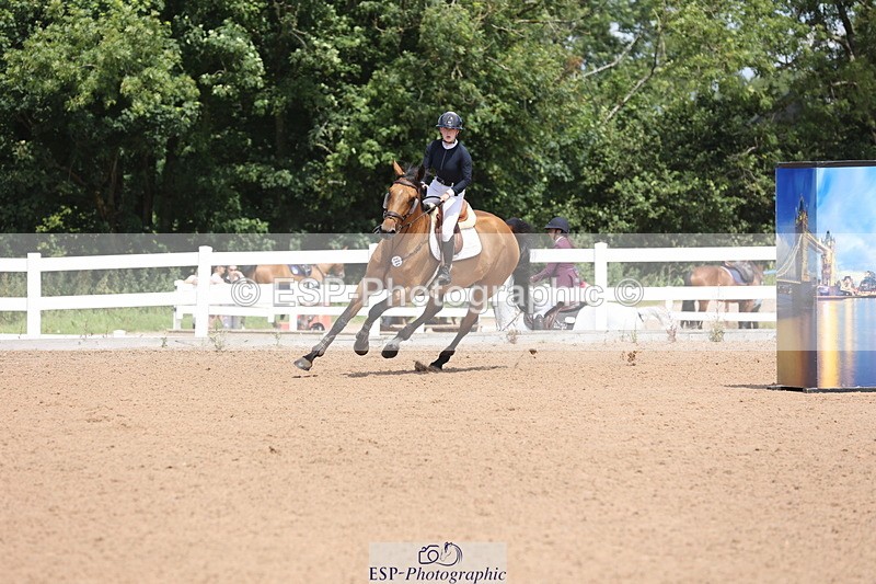 240718A-124555-05225 - Cls 9, 1 Star Bronze Tour 1.10m