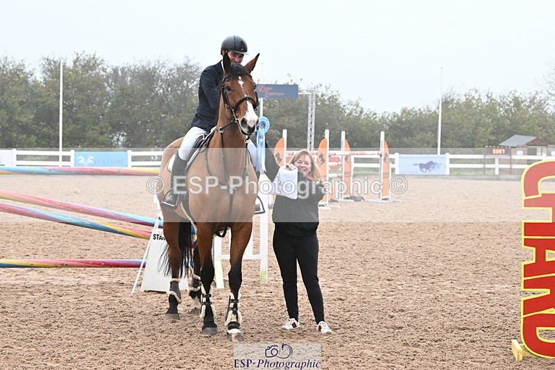 241102A-150425-05711 - SAT Cls 16 Winter 1.25 Jump Off