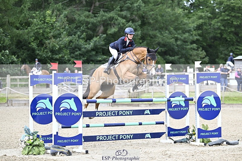 250525A-113316-17041 - B-321-Laura.Collett-BALANCERO