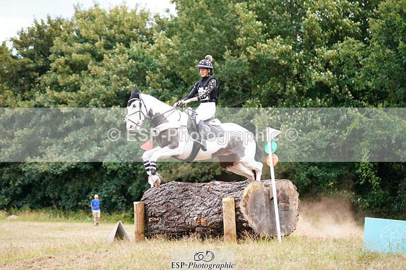 250802A-143946-05463 - F-257-Sophie.Clay-ACE