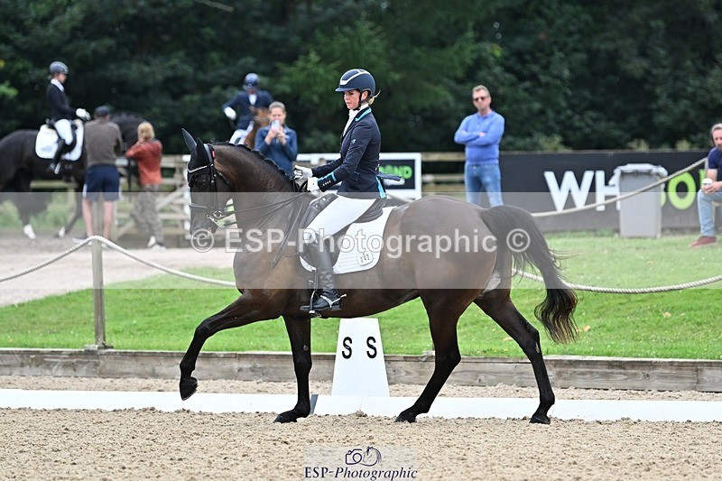 240810-104212-02712 - 242-Jessica.Davies-Nemo.II