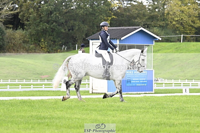 251023A-100342-02693 - F-401-Helen.Hickson