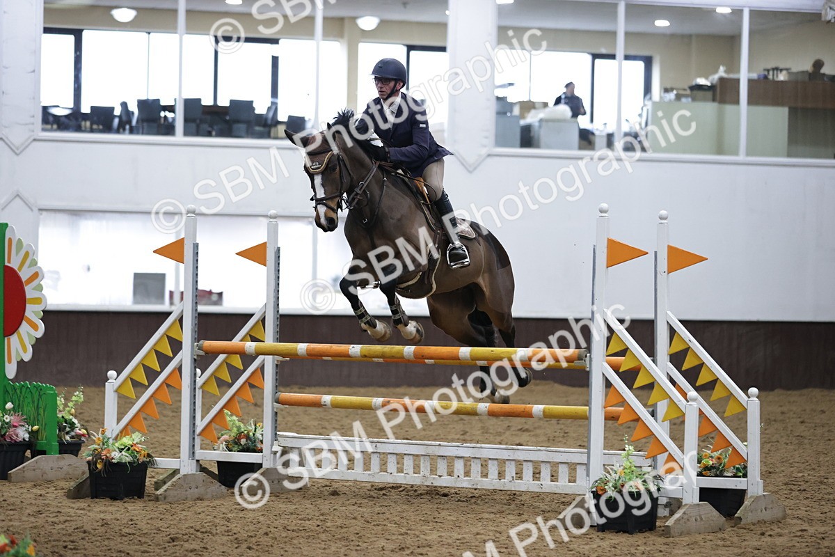 SBM_001480 - Class 4 - Senior Newcomers/ 1.10m Open