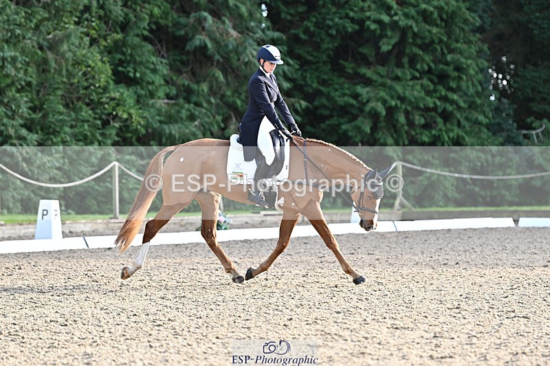 241023-155042-00789 - 010-Julia.Norman-SCOTCH.ON.THE.ROCK'Z