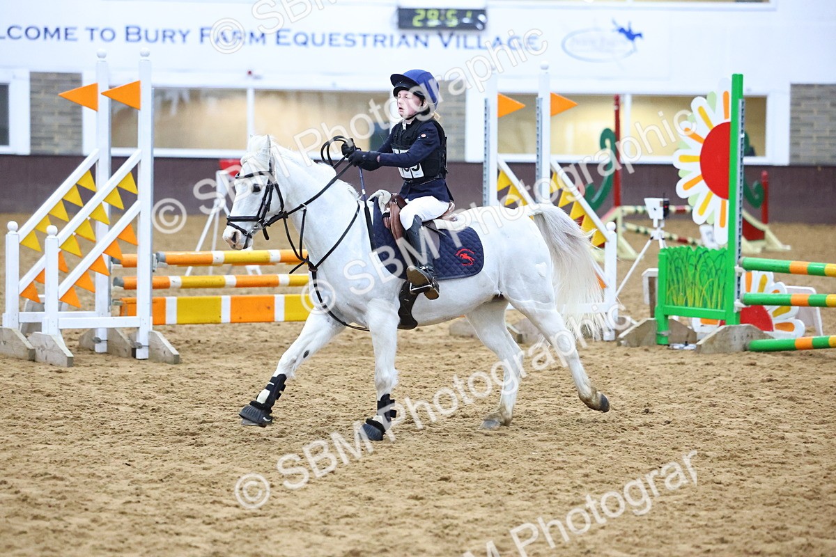 SBM_001518 - Class 4 - Festive Fences - 70cm