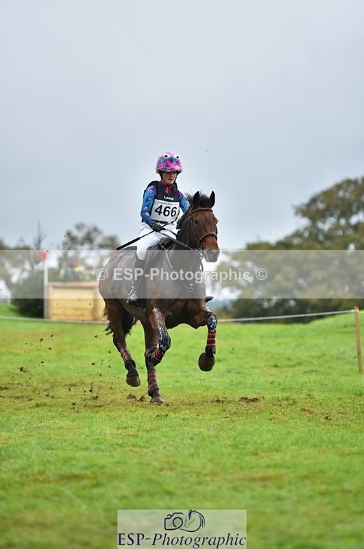 231021-120738-18190 - 466-SPARHANGER.VELVET-Tichy.Sanders-SC+XC