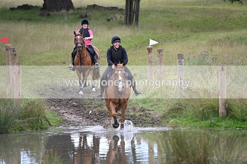 WJ7_3122 - Time at Water 12:15 to 12:50