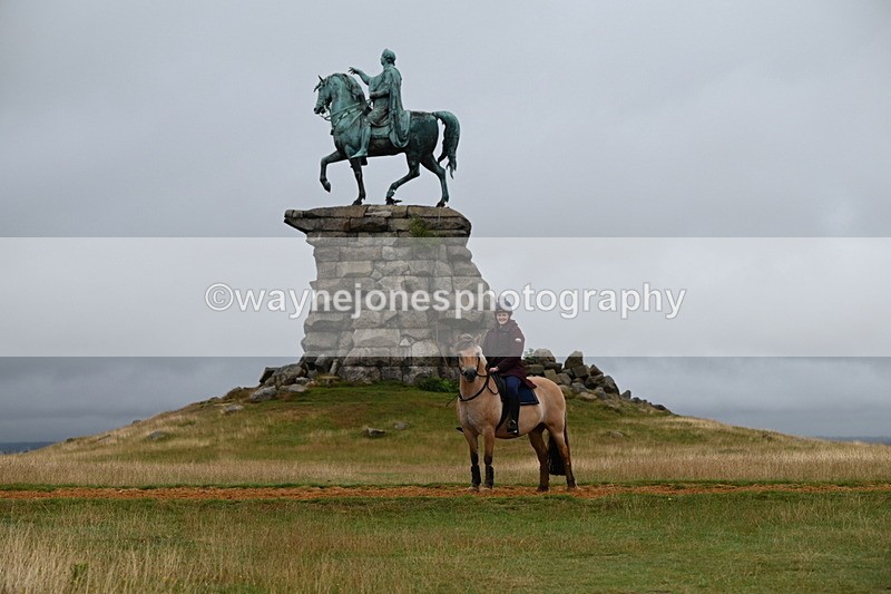 DSC_2446 - Time at Statue 12:34 to 12:56