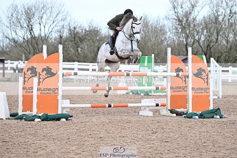 231209A-131310-01850 - Cls 13 Foxhunter & 1.20m Open