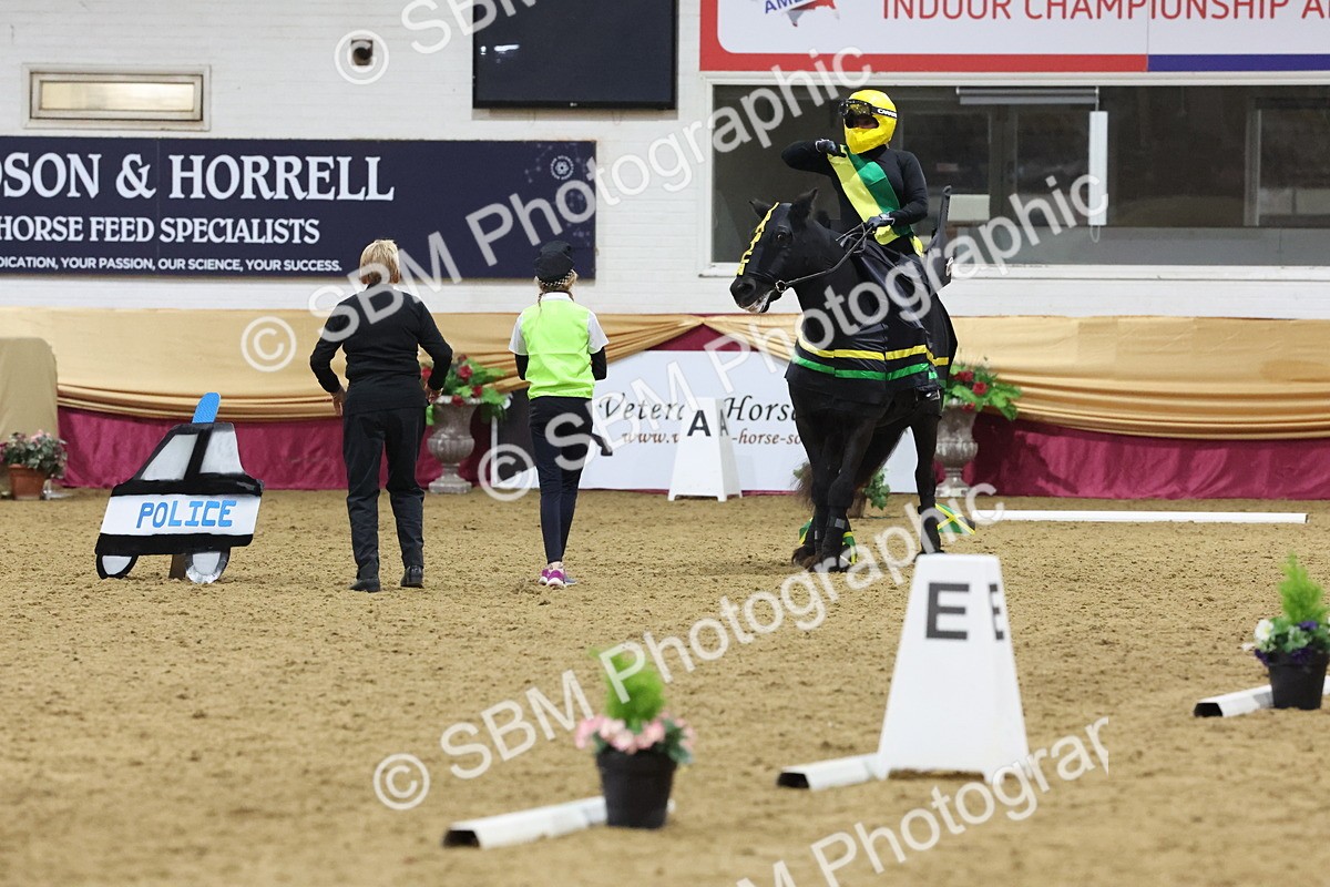 SBM_09608 - Class 52 Strictly Fancy Dress-Age