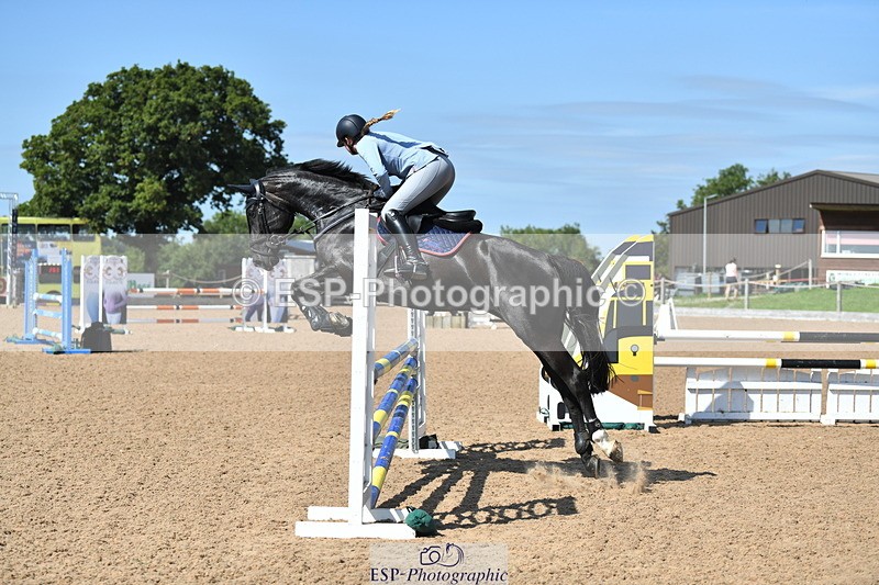 230903A-132614-04786 - Cls 15B U21 Intro 1m