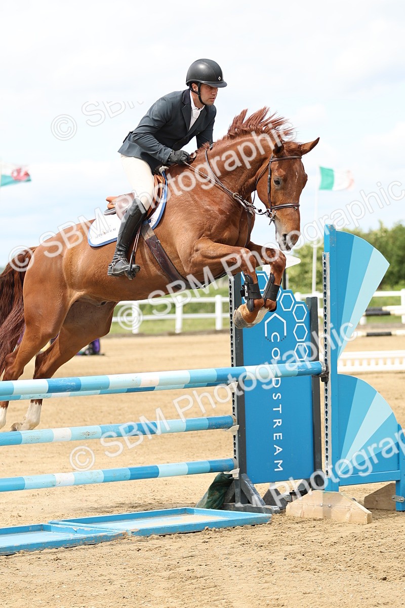 SBM_000913 - Class 4 - Senior Newcomers - 1.10m