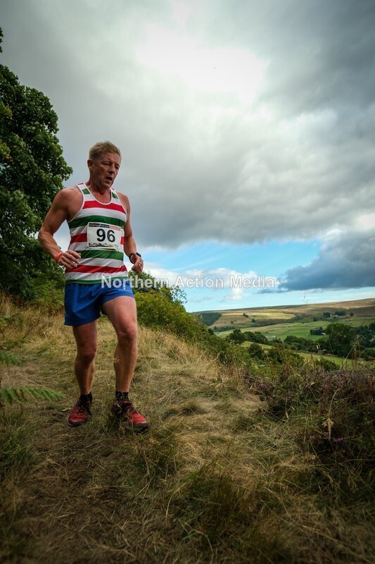 DSCF5402 - Reeth Fell race seniors
