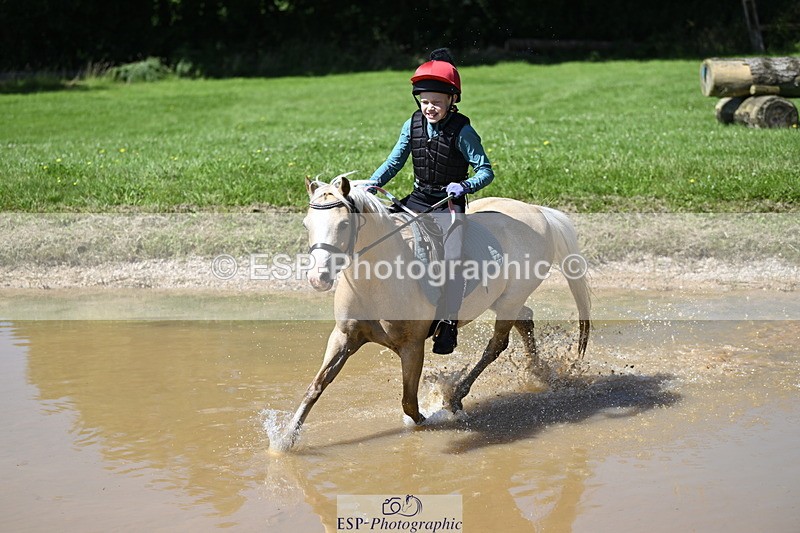 240728B-112246-00996 - Theo's Group XC