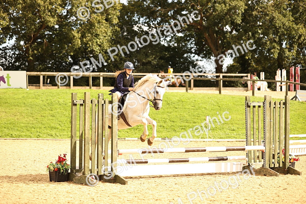 SBM_47556 - J9 - Junior Pony 70cm Championship