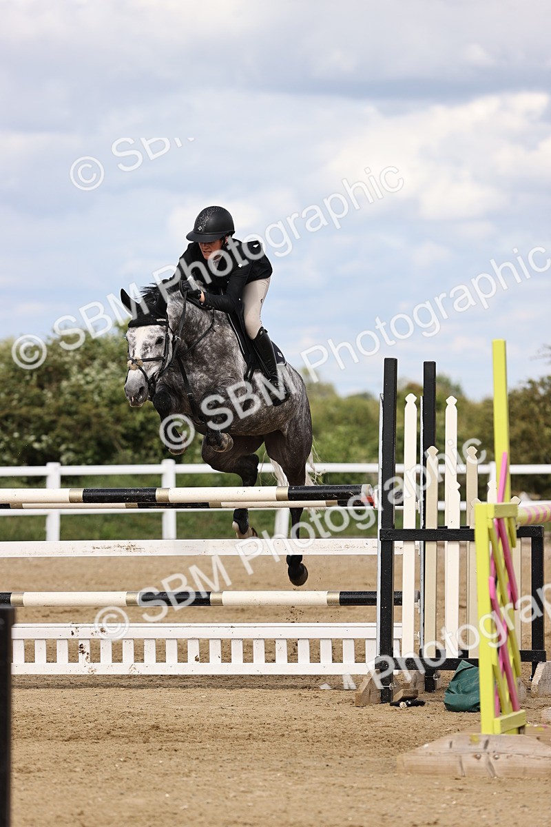 SBM_003579 - Class 13 - Senior Foxhunter - 1.20m